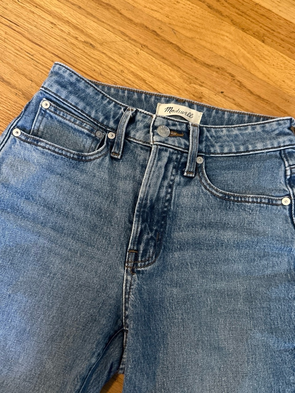 Madewell curvy perfect vintage straight jean 25P